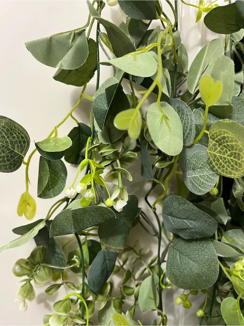 7 pieces Faux Eucalyptus Hanging Garland - Green (5.5 feet long each)